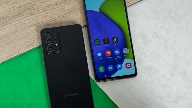 Cả 2 d&ograve;ng đều c&oacute; độ ph&acirc;n giải Full HD